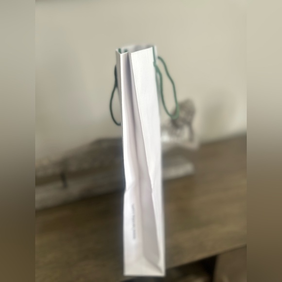 LACOSTE GIFT BAG - Picture 2 of 3